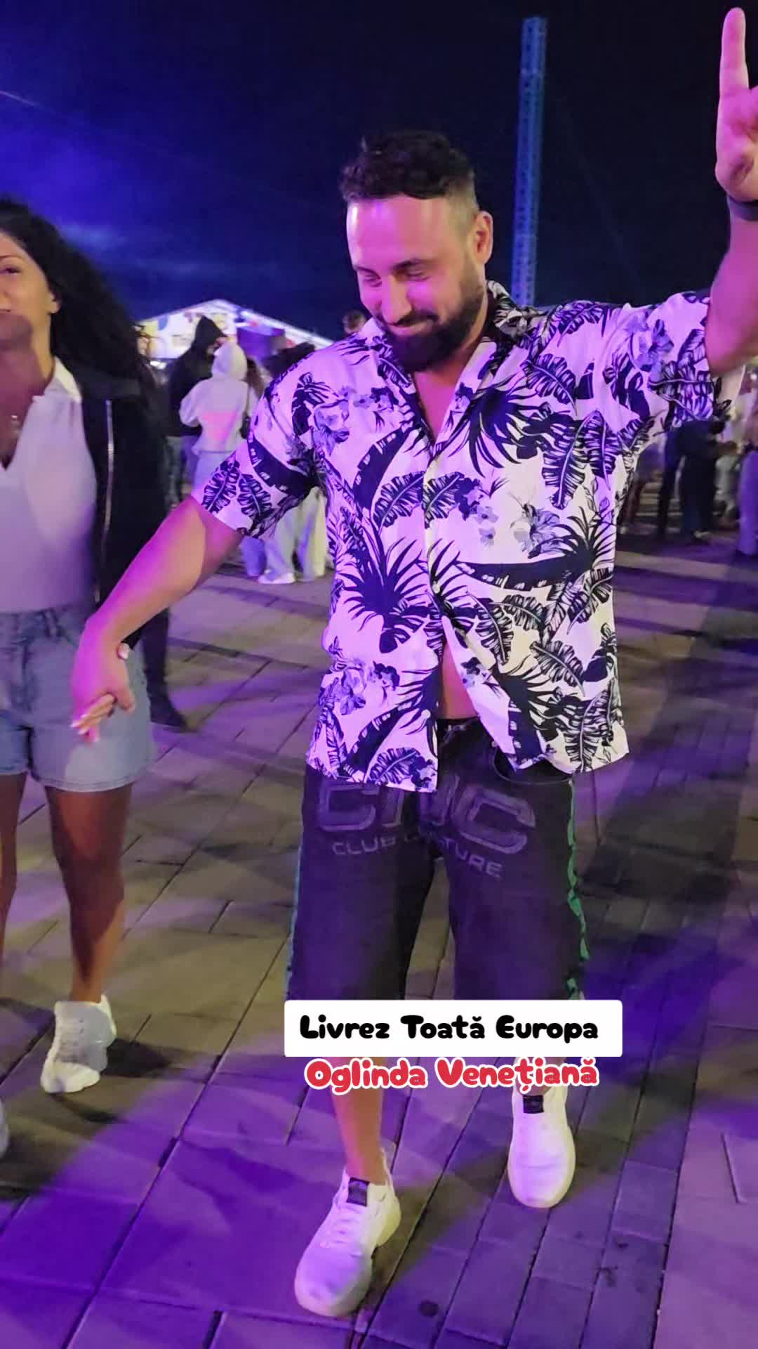 @OglindaVenetiana
