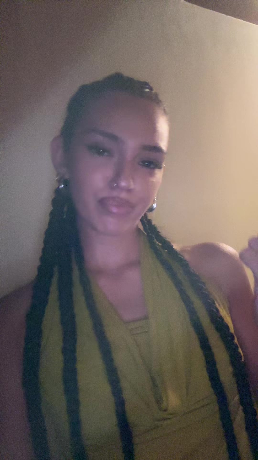 @GG
