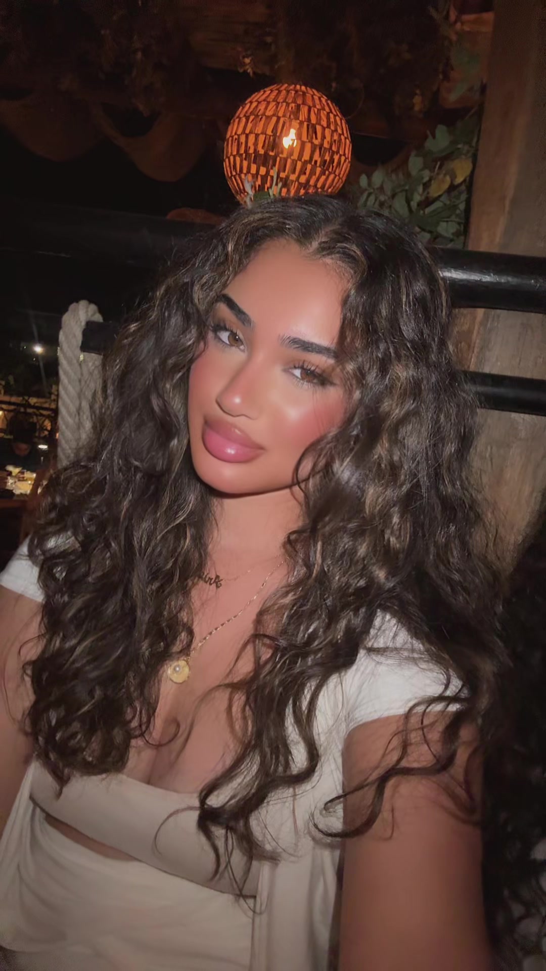 @anexttdoorr