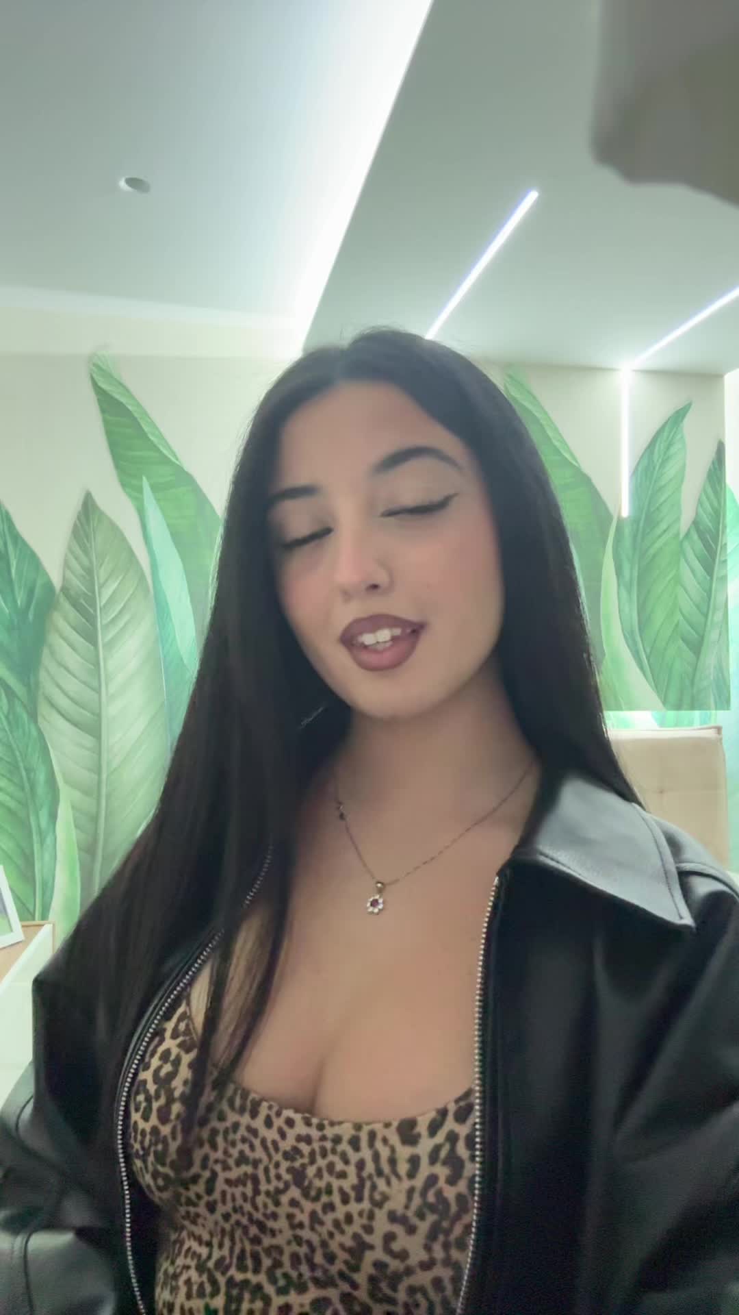 @Naomi7