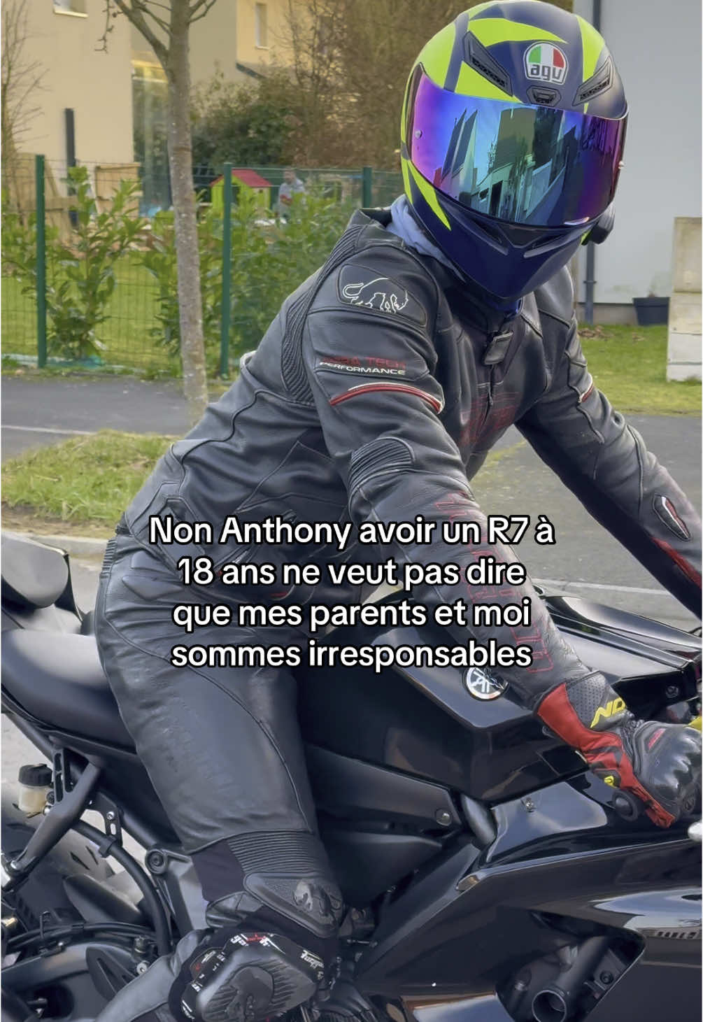 @_enzolny