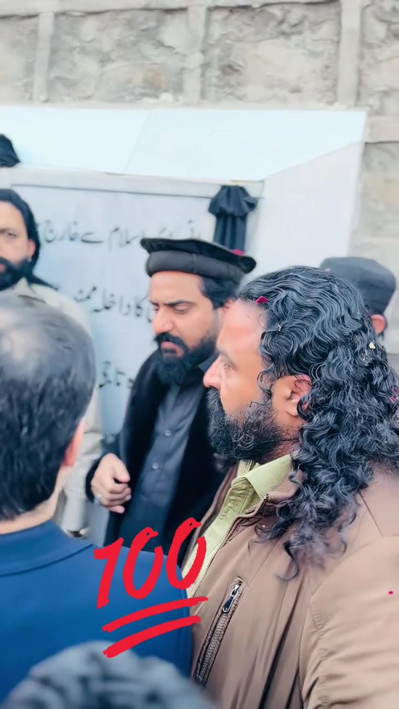 @*°• 🦅Khawaja_Sheraz 🦅 •°*