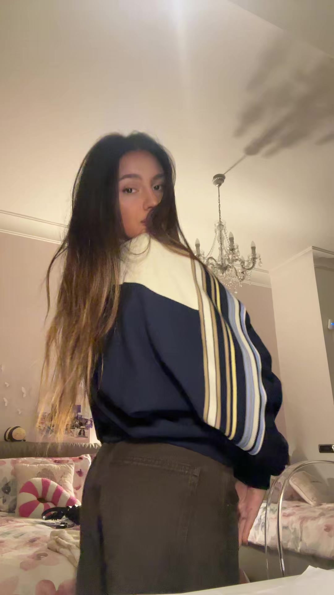 @kikkycuzzolino