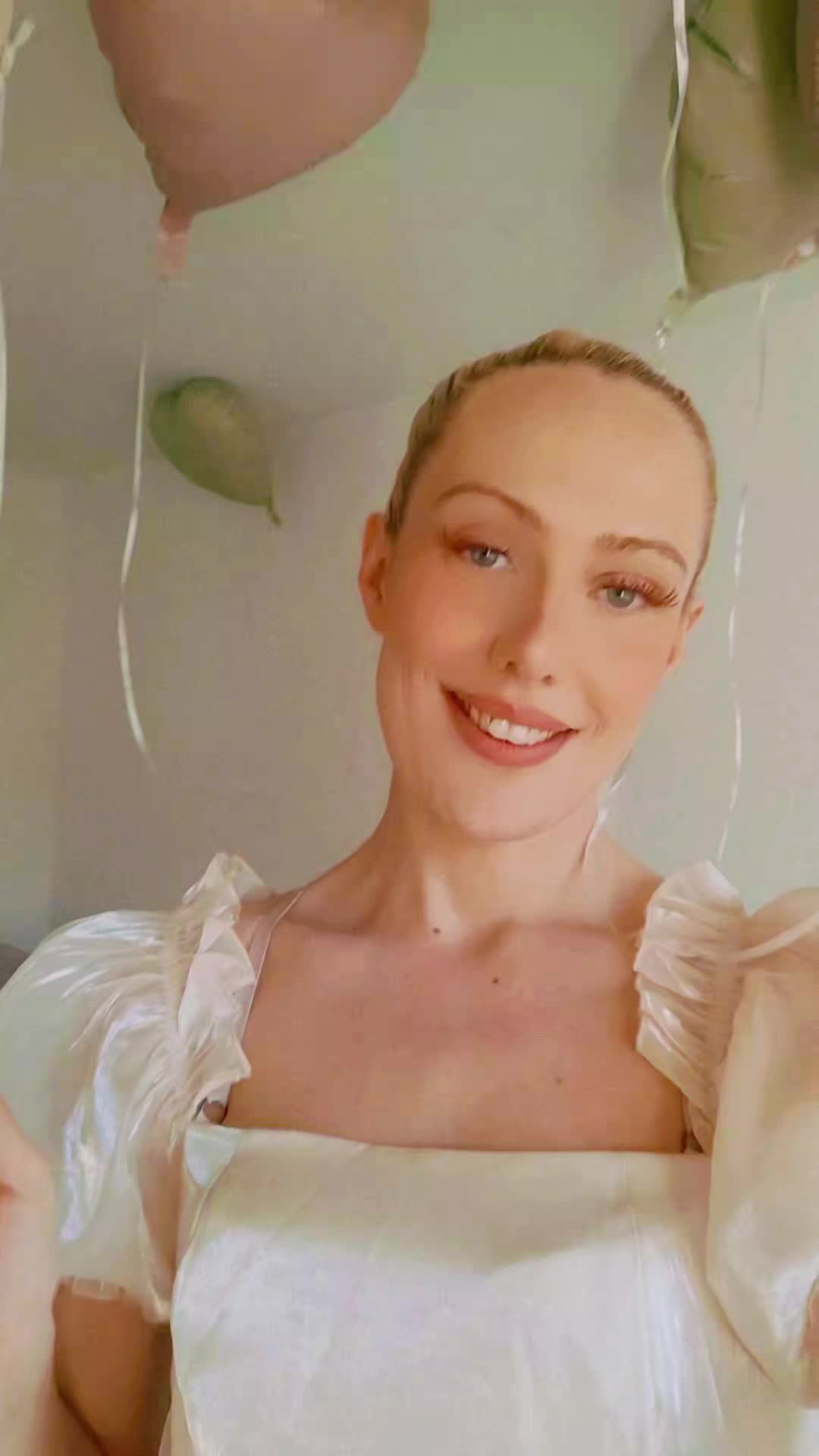 @eleanorlockhart16