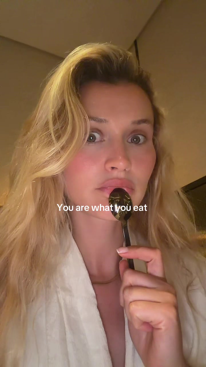 @Chloe Lecareux ☕️