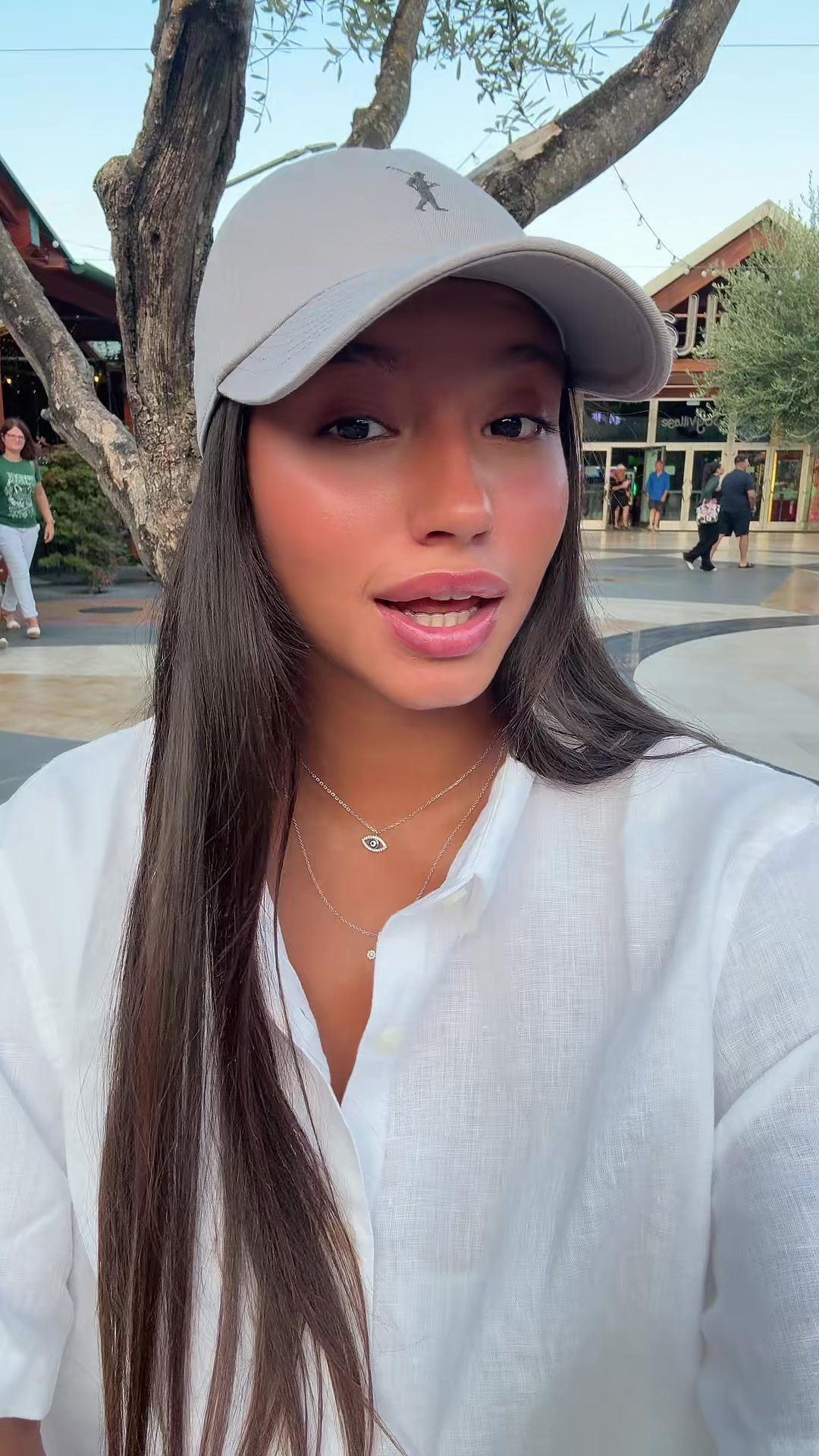 @Reina👑
