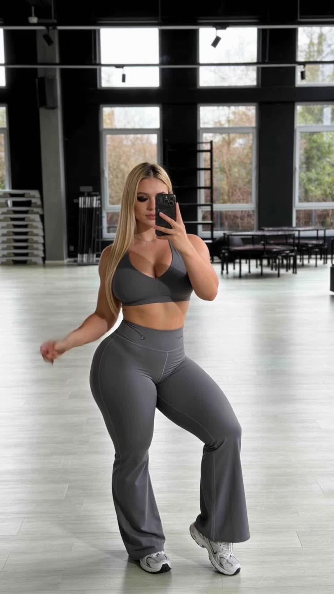 @xyvanna0