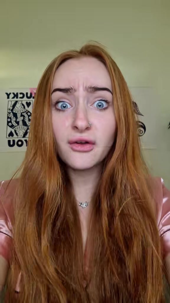 @heyitsfoxie_
