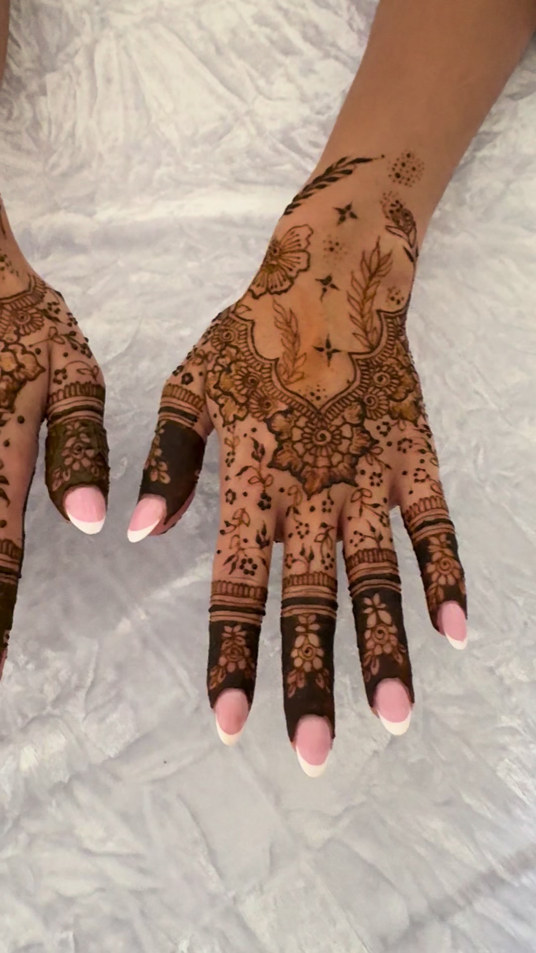 @mehndibyhumayraa