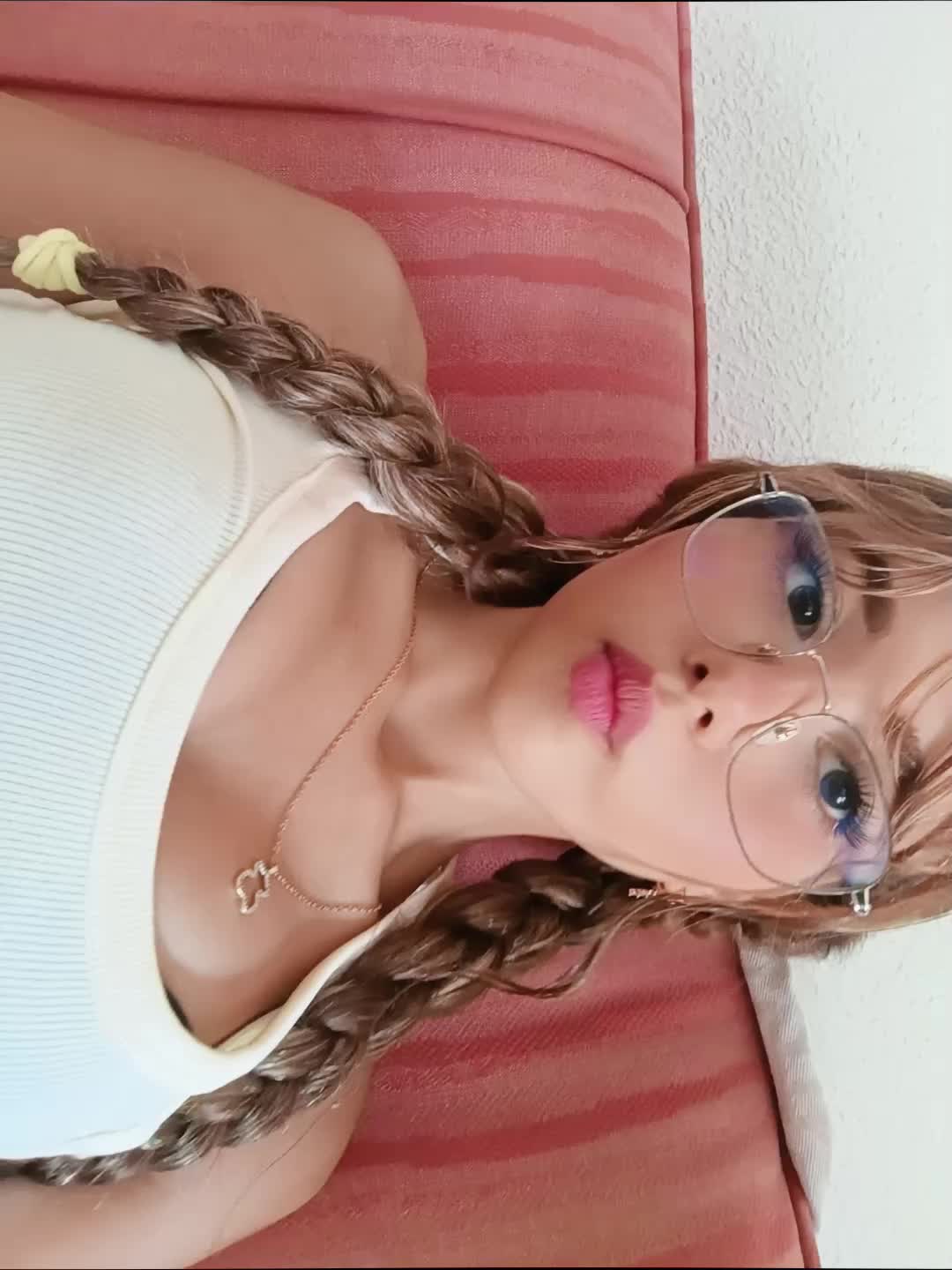 @Valerina