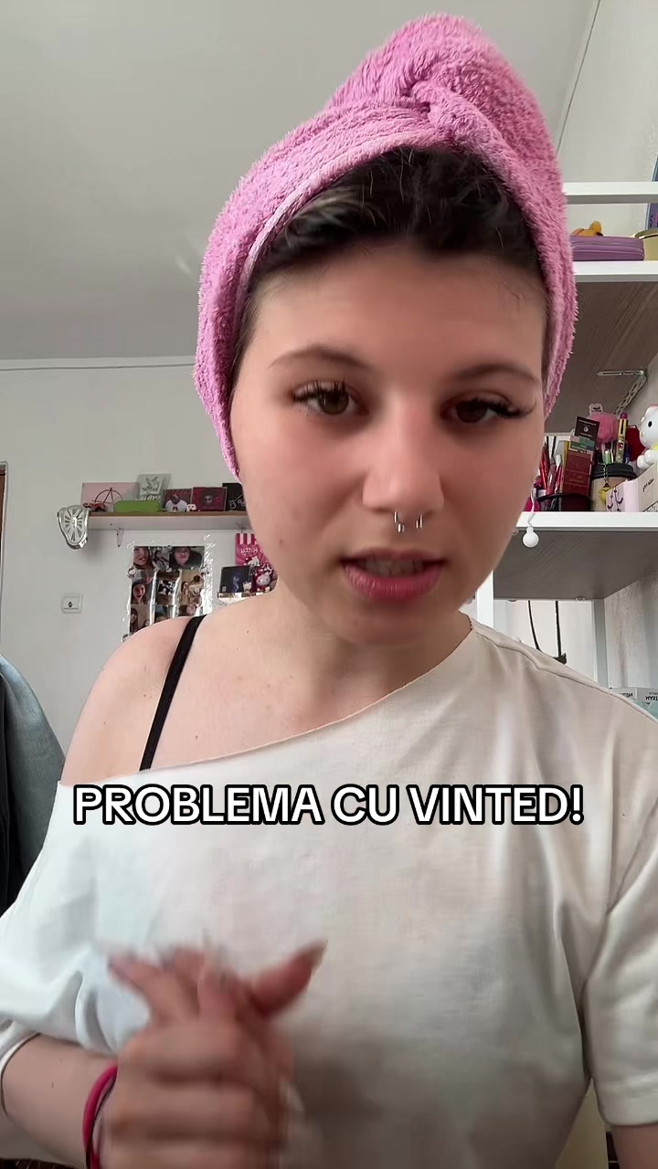 @<3