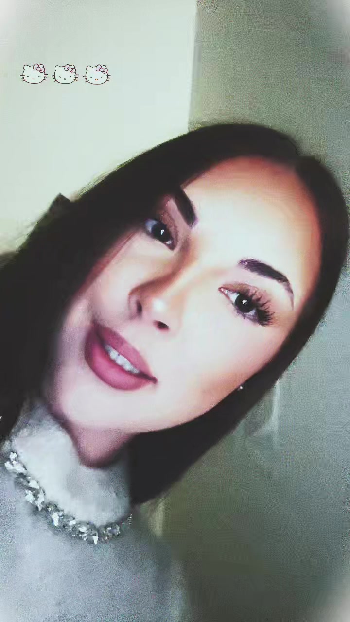 @𝐣𝐞𝐚𝐧𝐧𝐞_𝐠𝐬𝐭𝐥