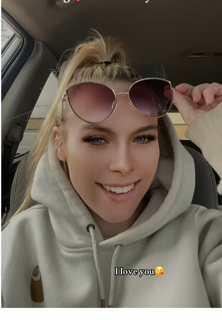 @breannaestelle