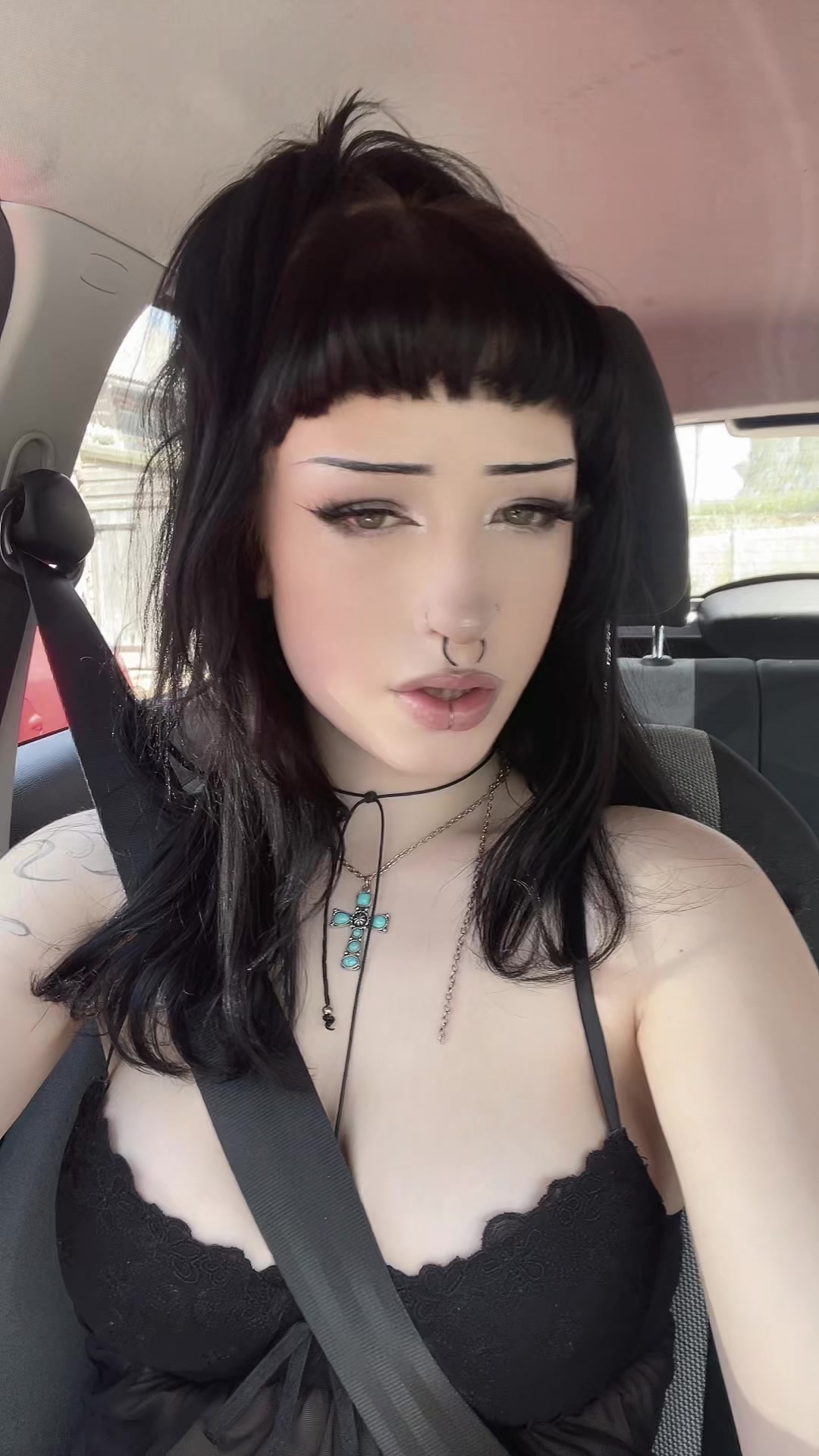 @ilovetealgreen