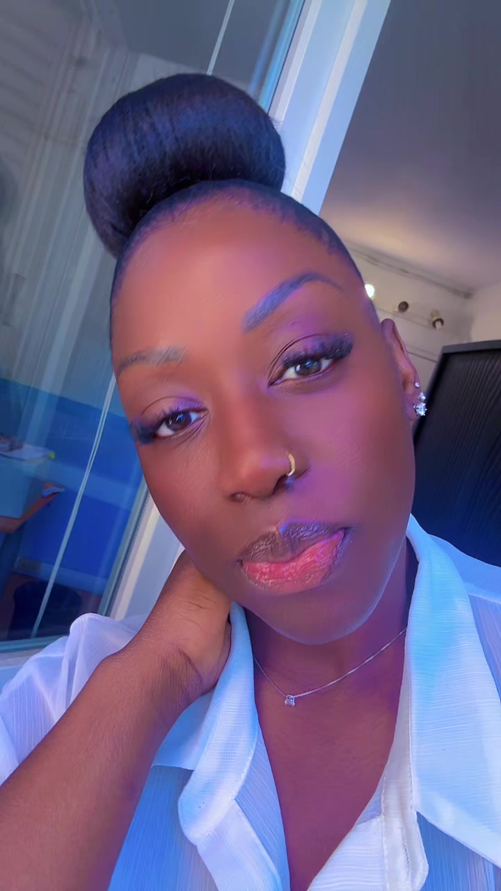 @FEMME D’ÉLITE 👑