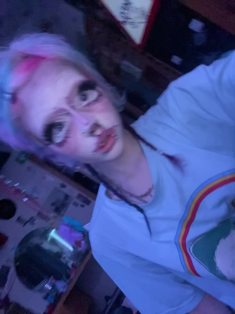 @🌸🦄🪻