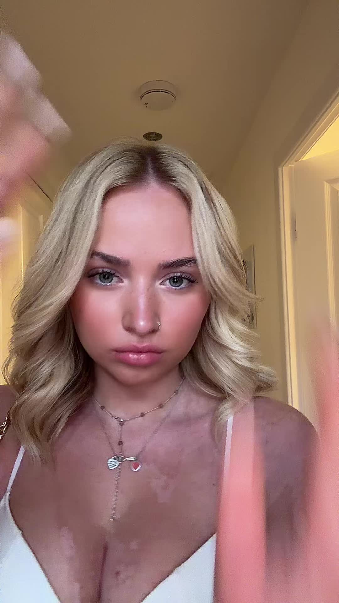 @emz.hos