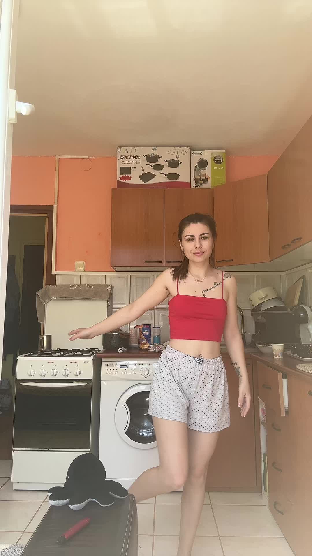 @Denisa V. ♉️