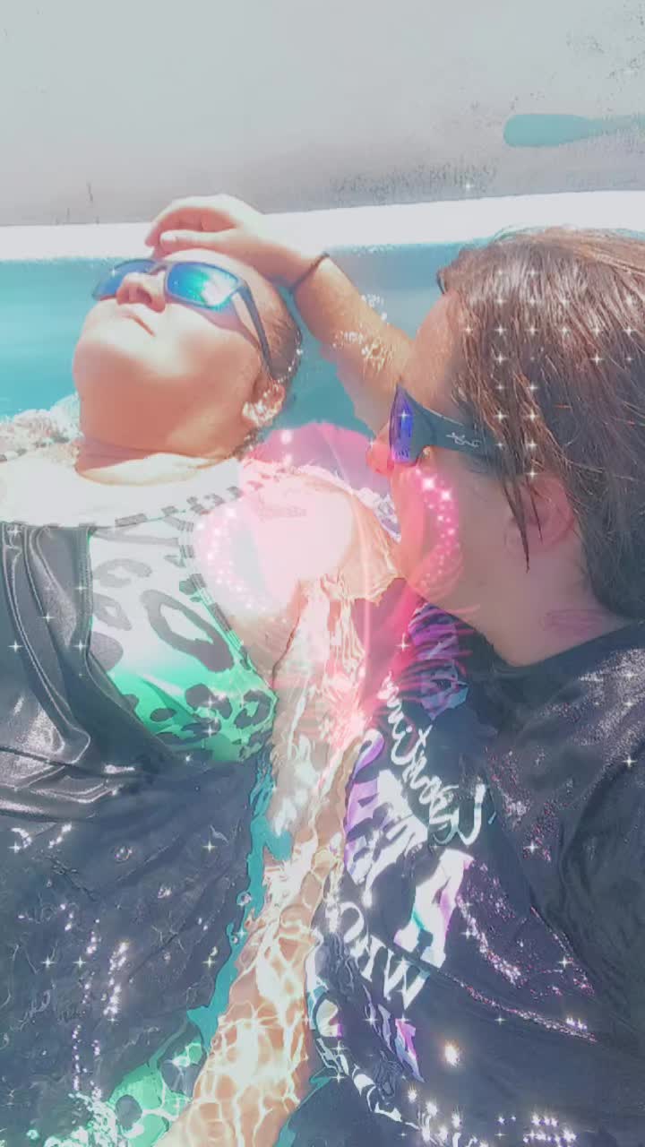@nikkilovesherwife