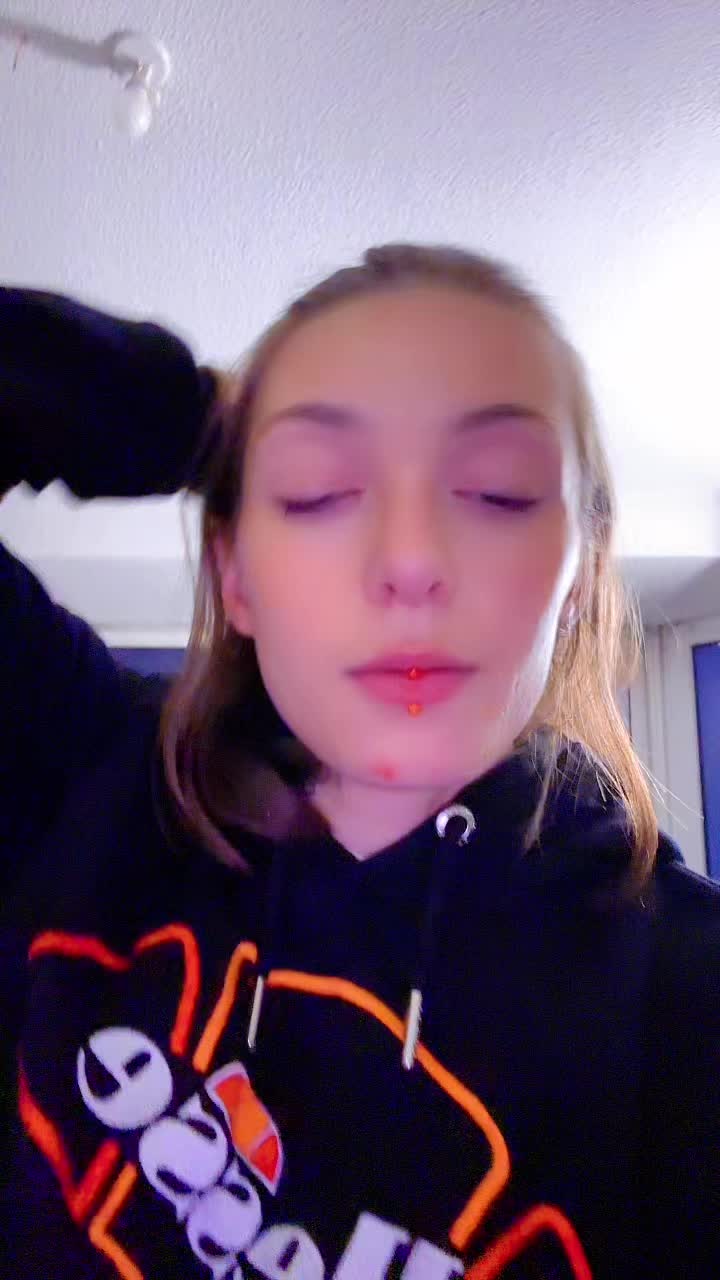 @pocahontas9870