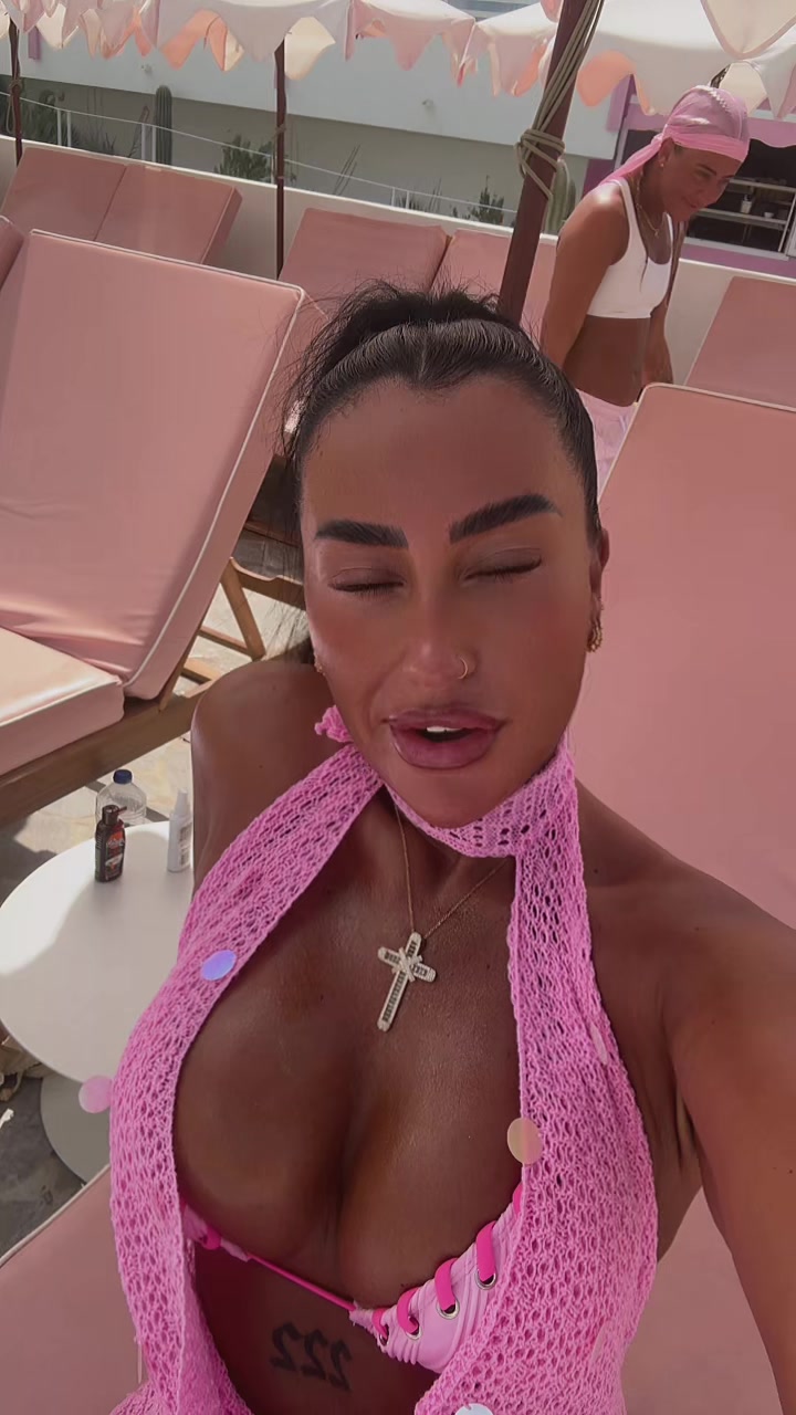 @Kelseybaileyx