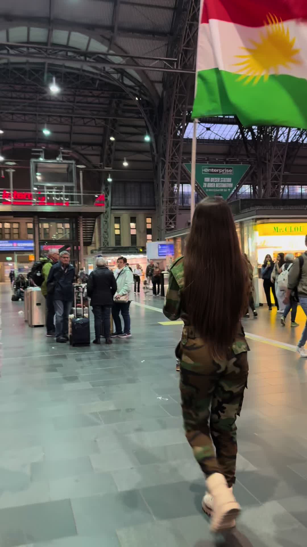 @Kurdish Girl 🌤️