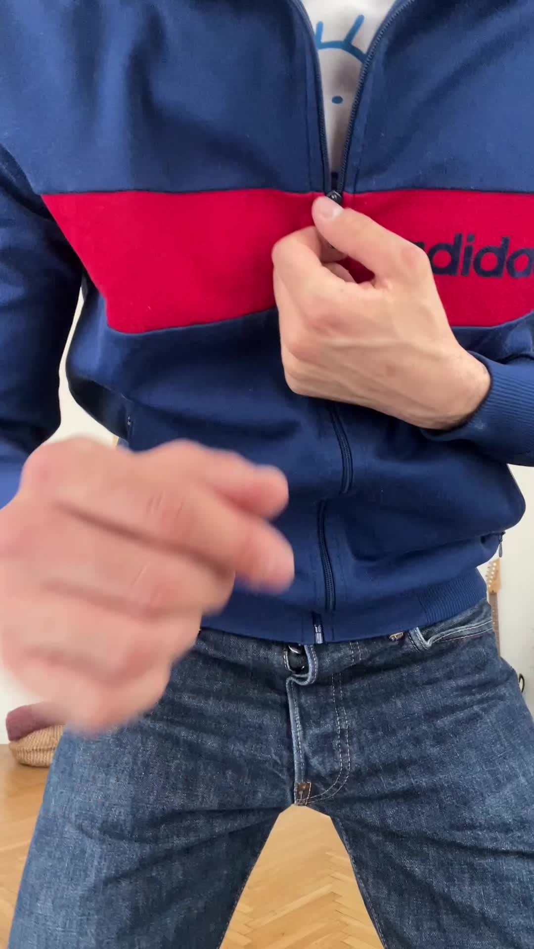 @titorapetti