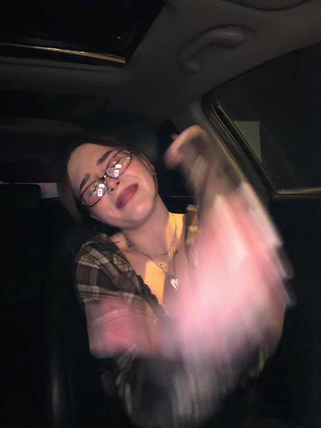 @anasttteiisha