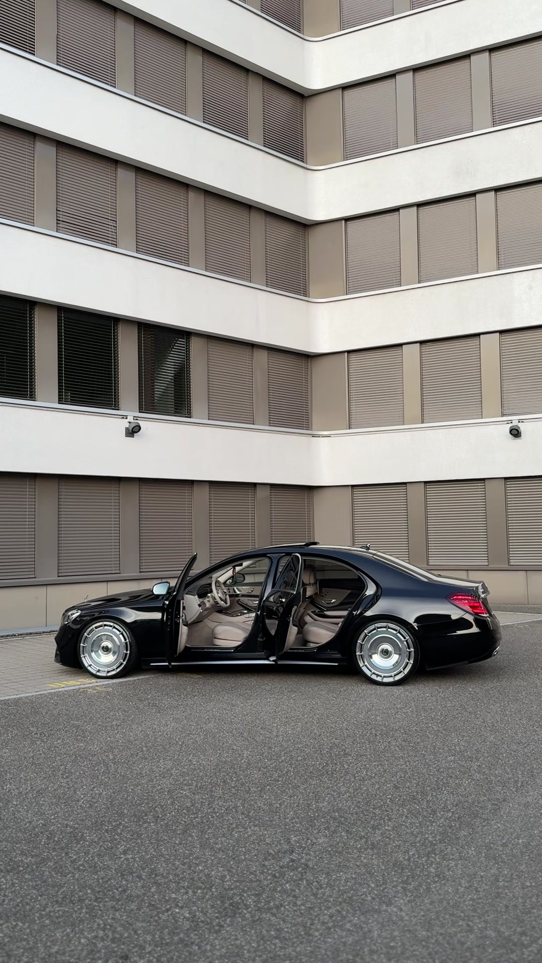 @S560