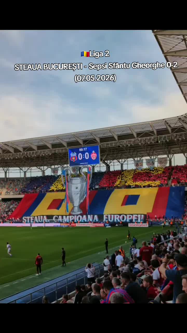 @Ultrași &Icirc;n Peluze