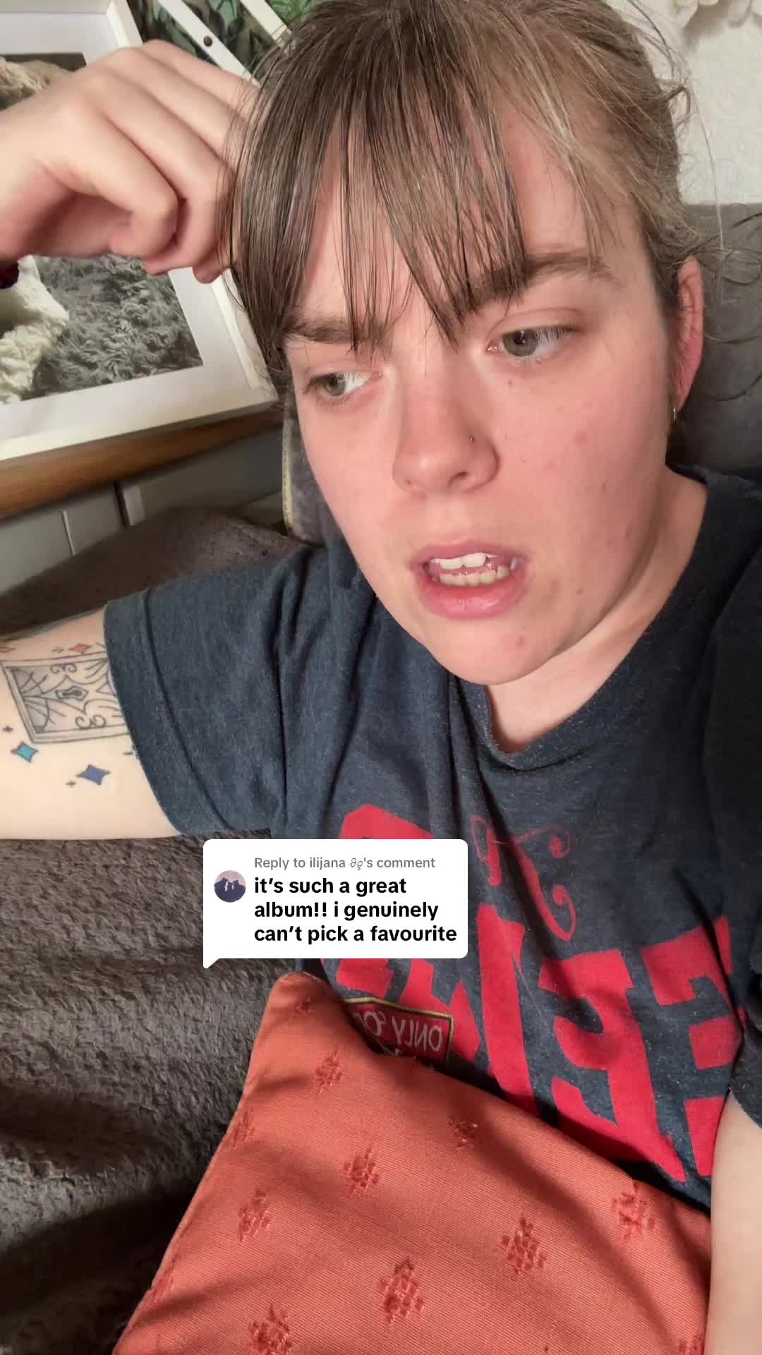 @Emꨄ