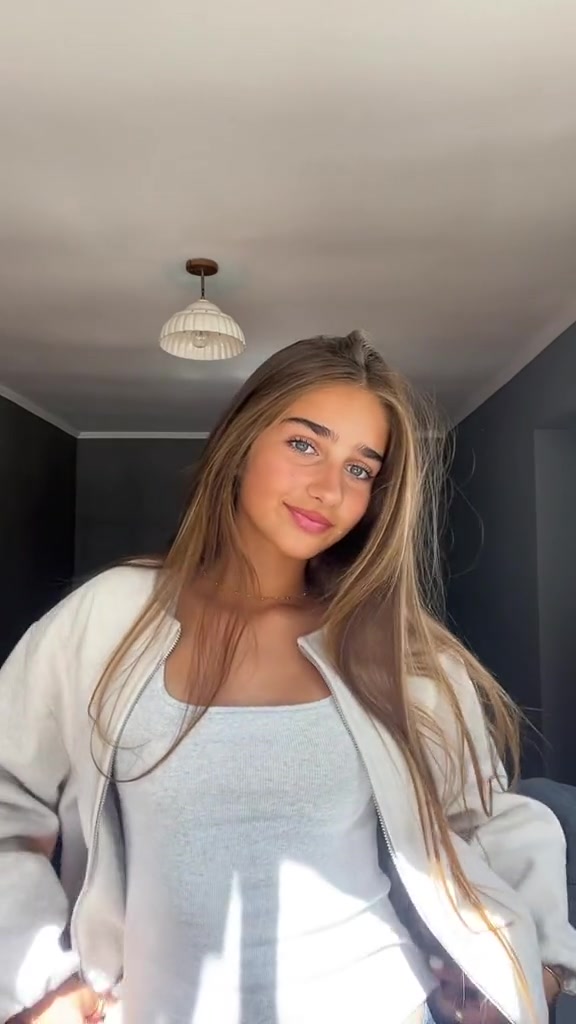 @guguyyyyy