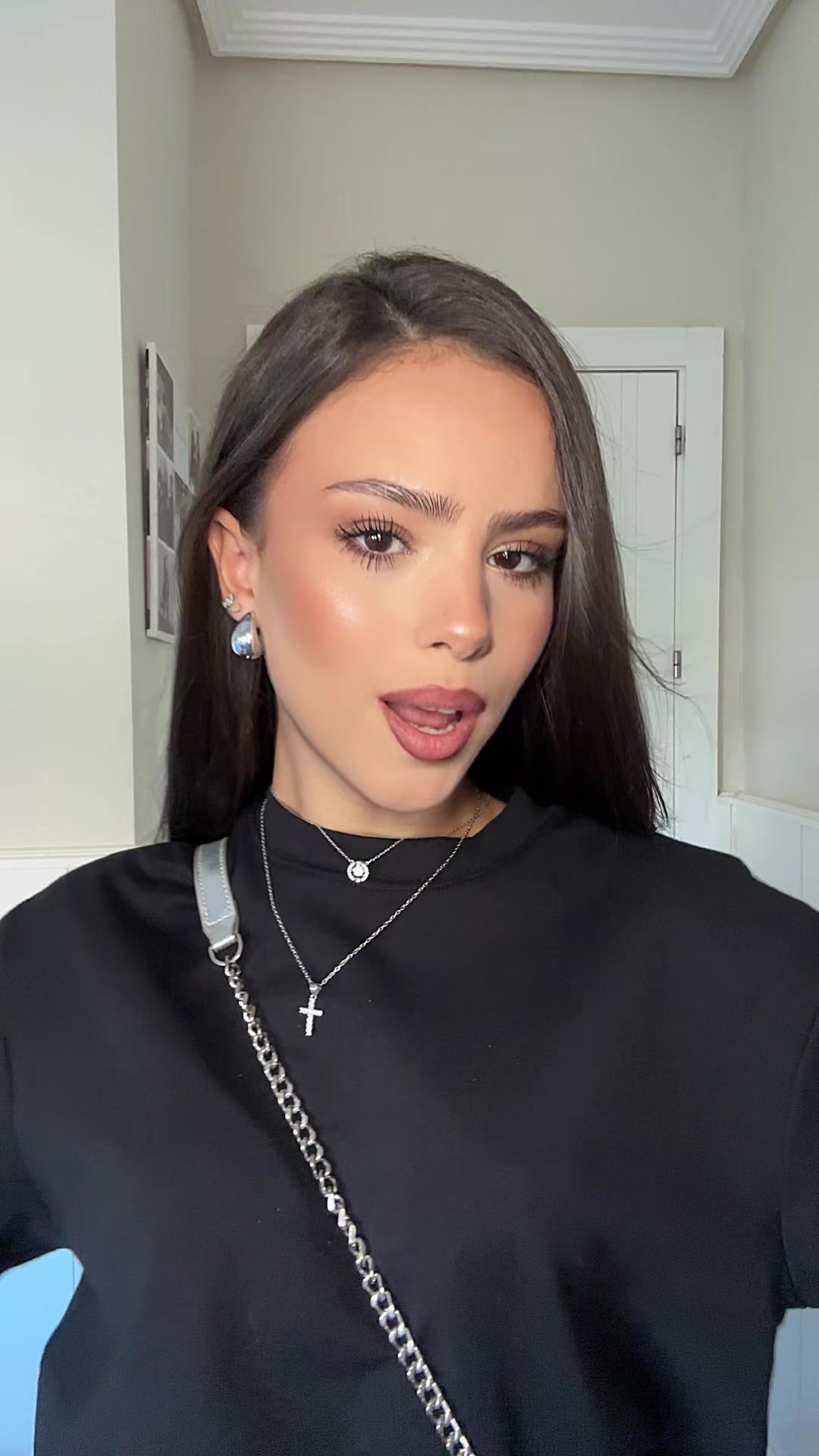 @𝐒𝐢𝐥𝐯𝐢𝐚🌺