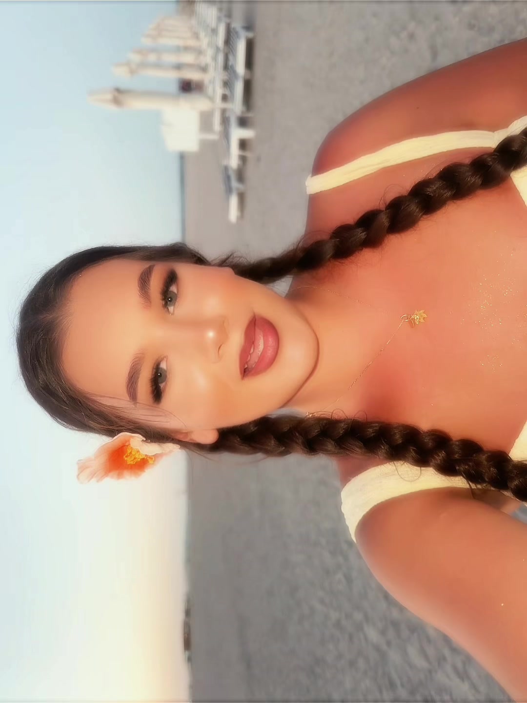 @Rafaela Elena