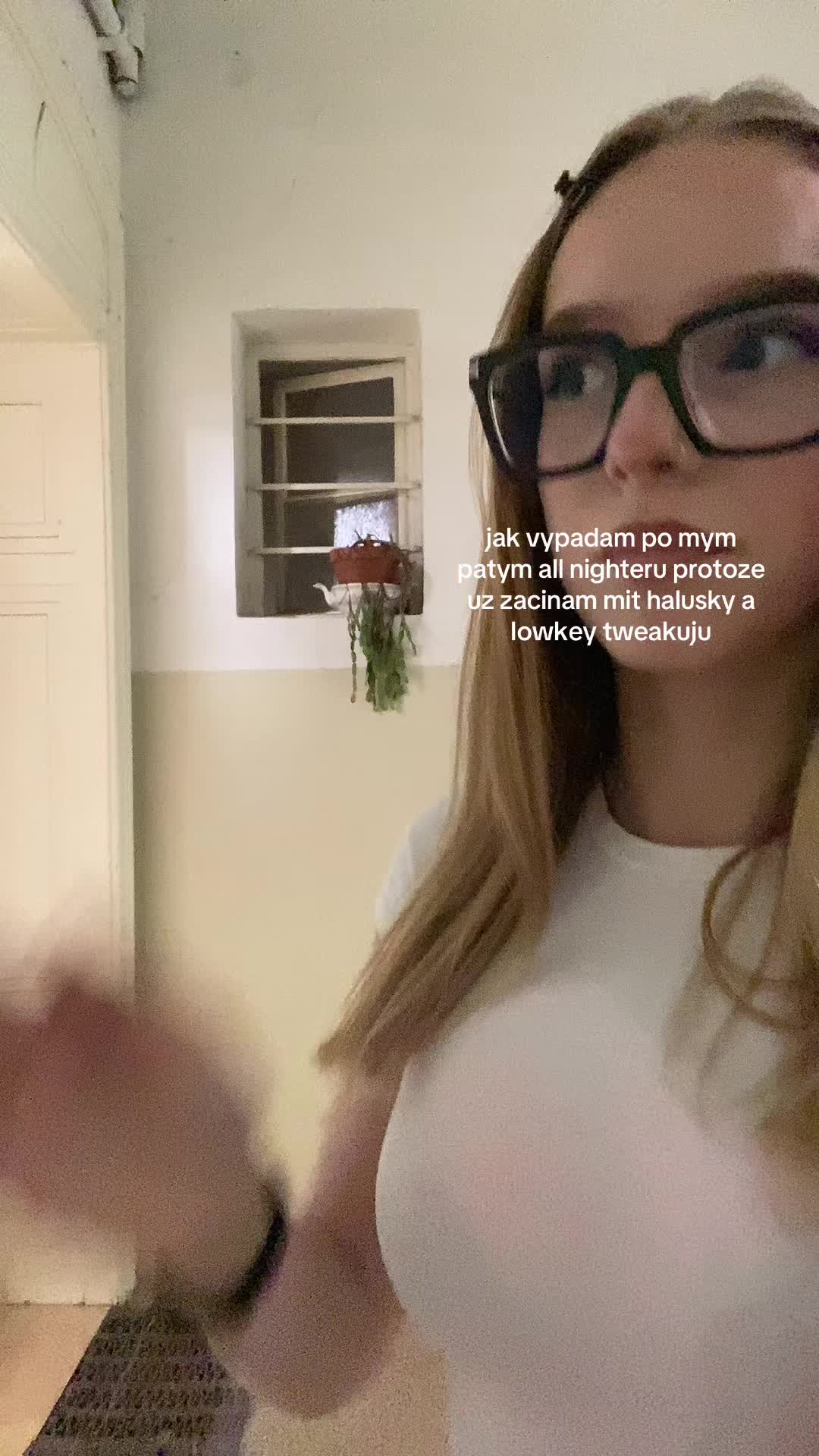@️