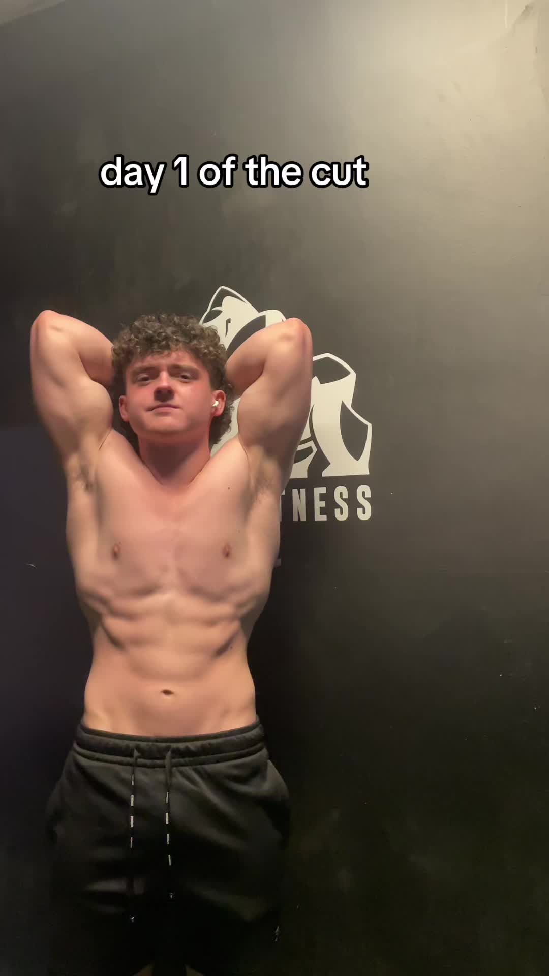 @EvanLiftz
