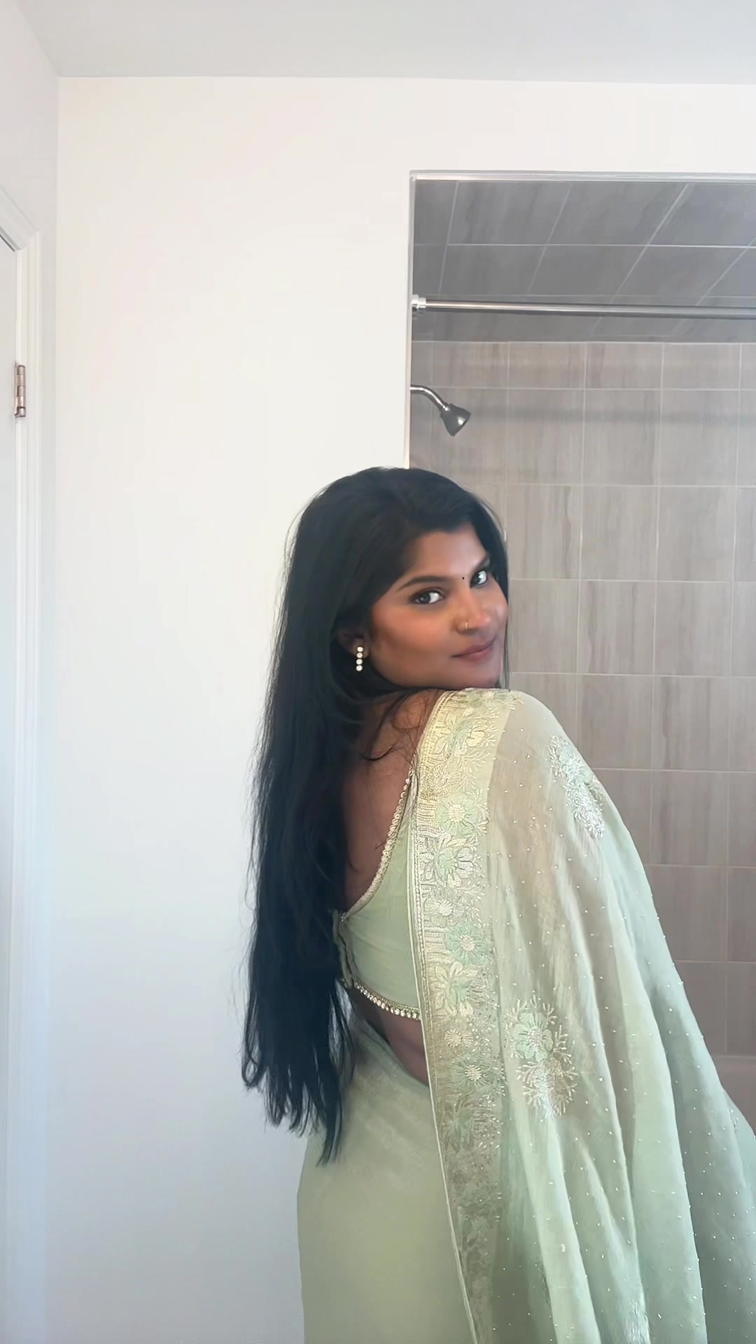 @bavii_jeeva