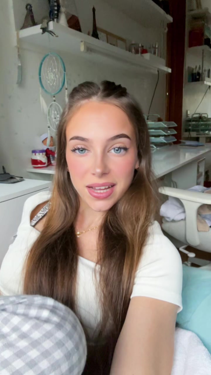 @clareen222