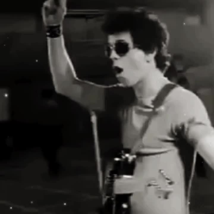 @𝓛