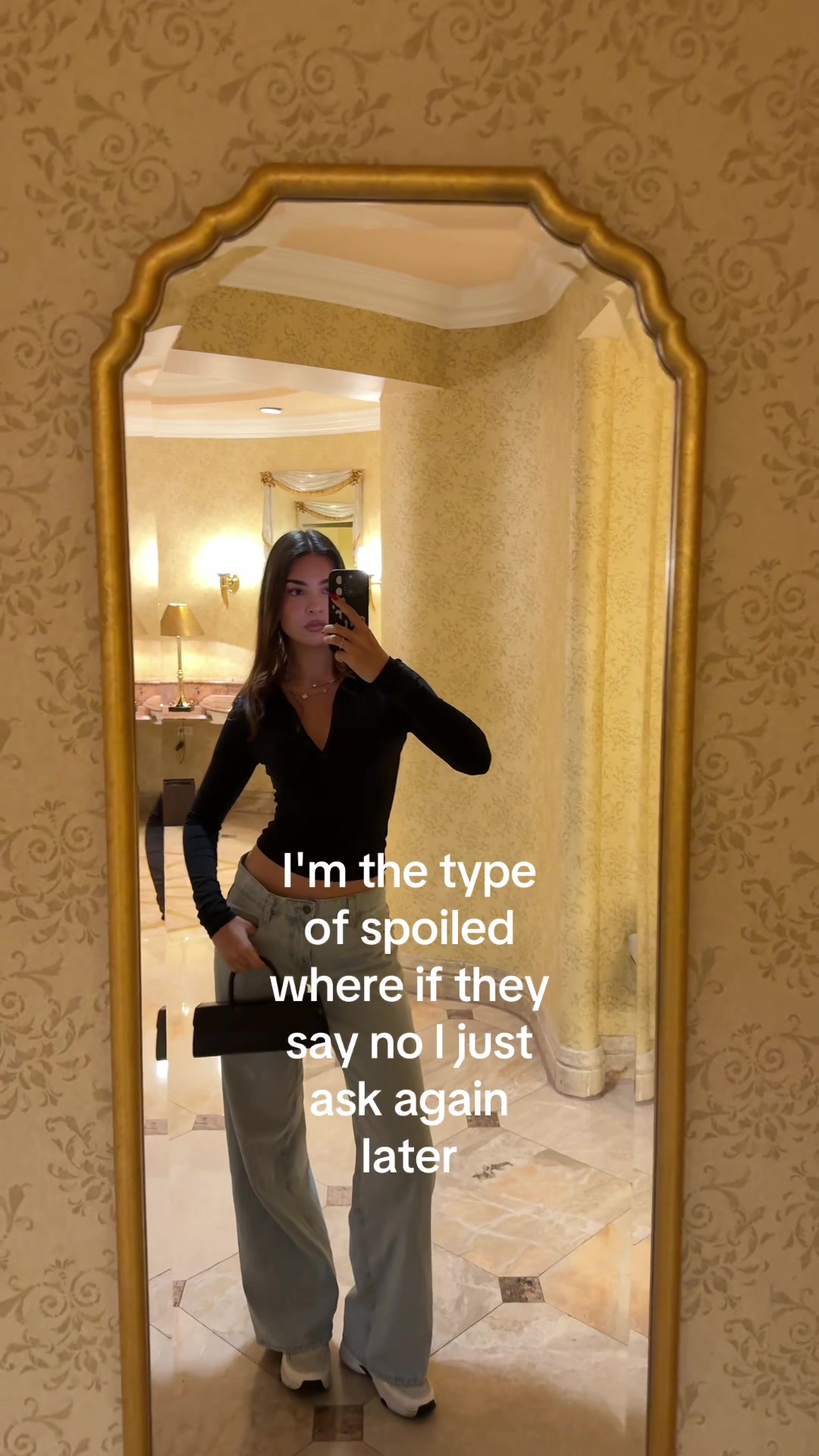 @Nina Pacek🦂