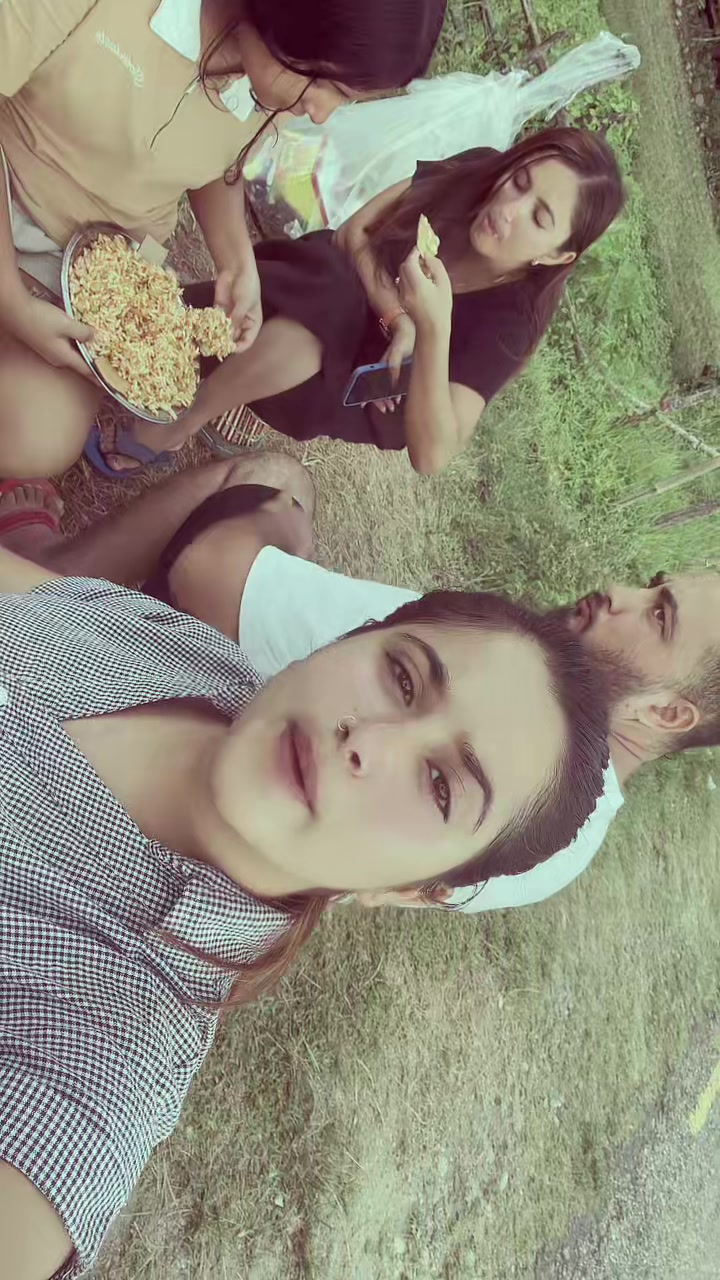 @Bunu🌸🇳🇵