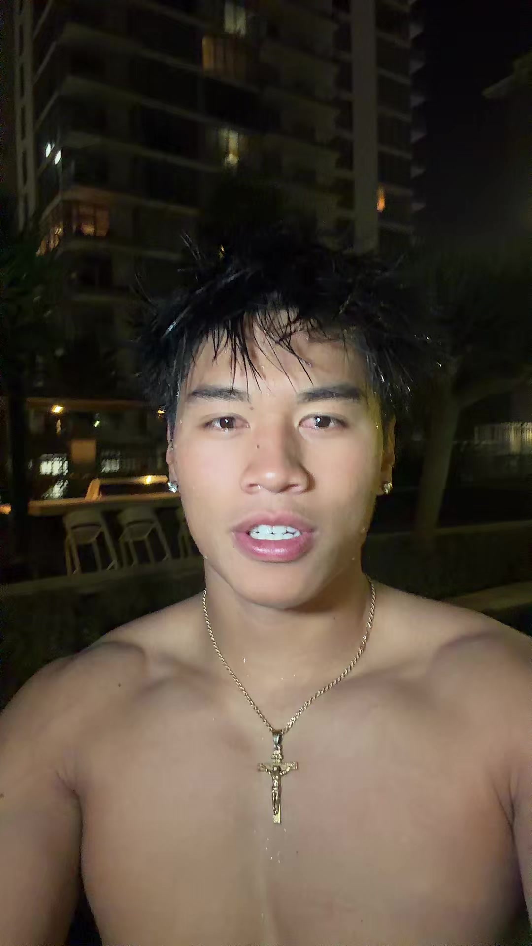 @luvazns