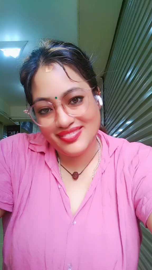 @smile queen 👑👑👑👑with hubby