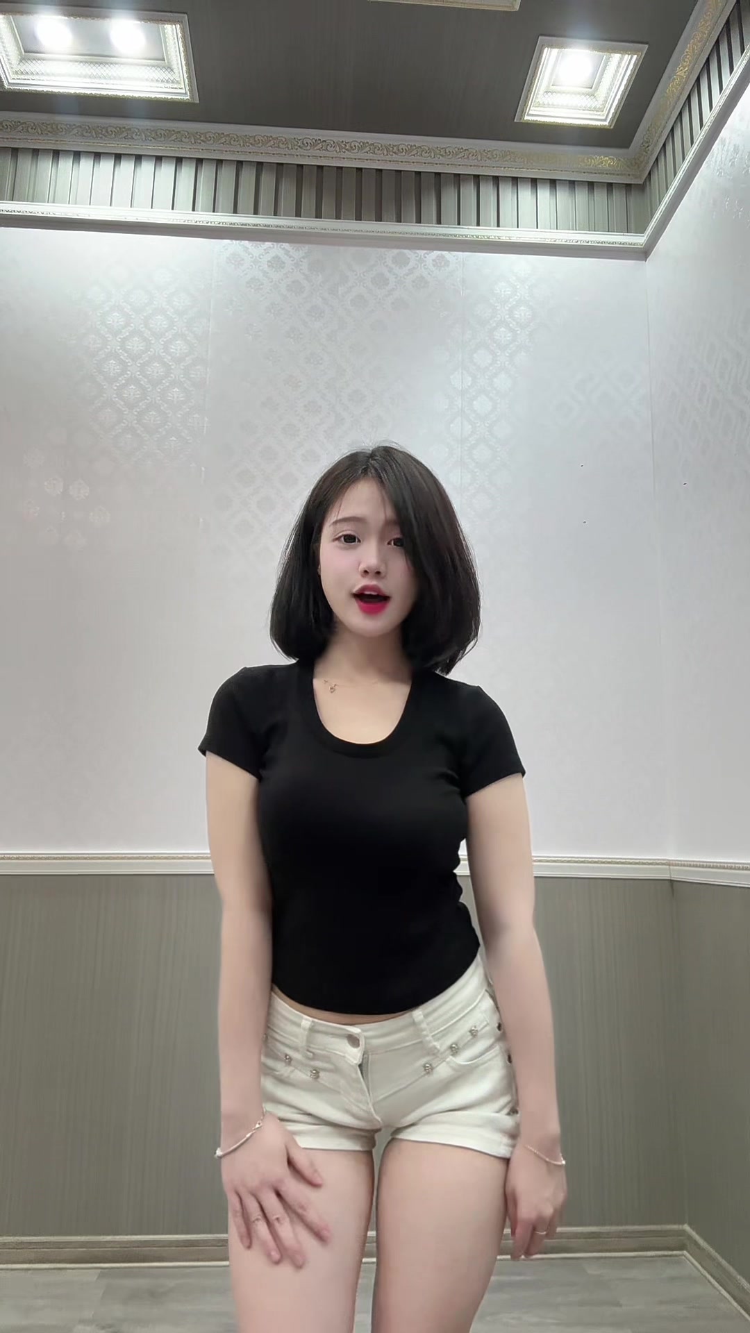 @embelinhxinhh