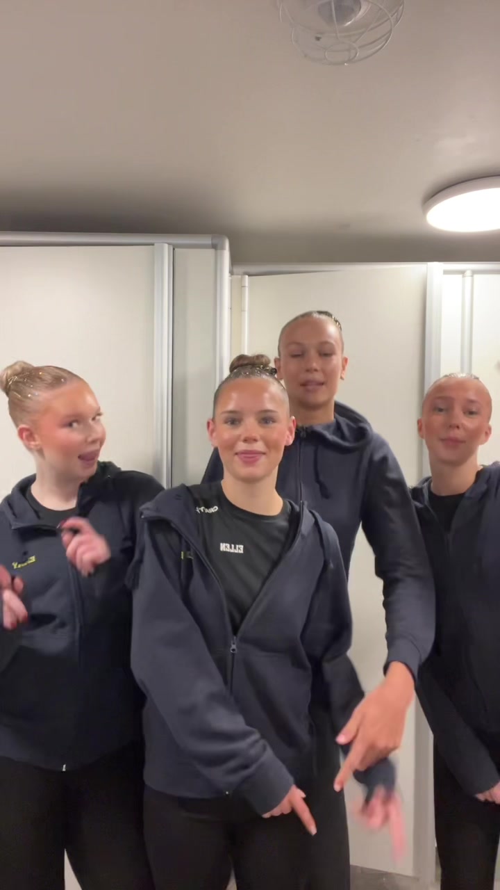 @Fenjis😘😘