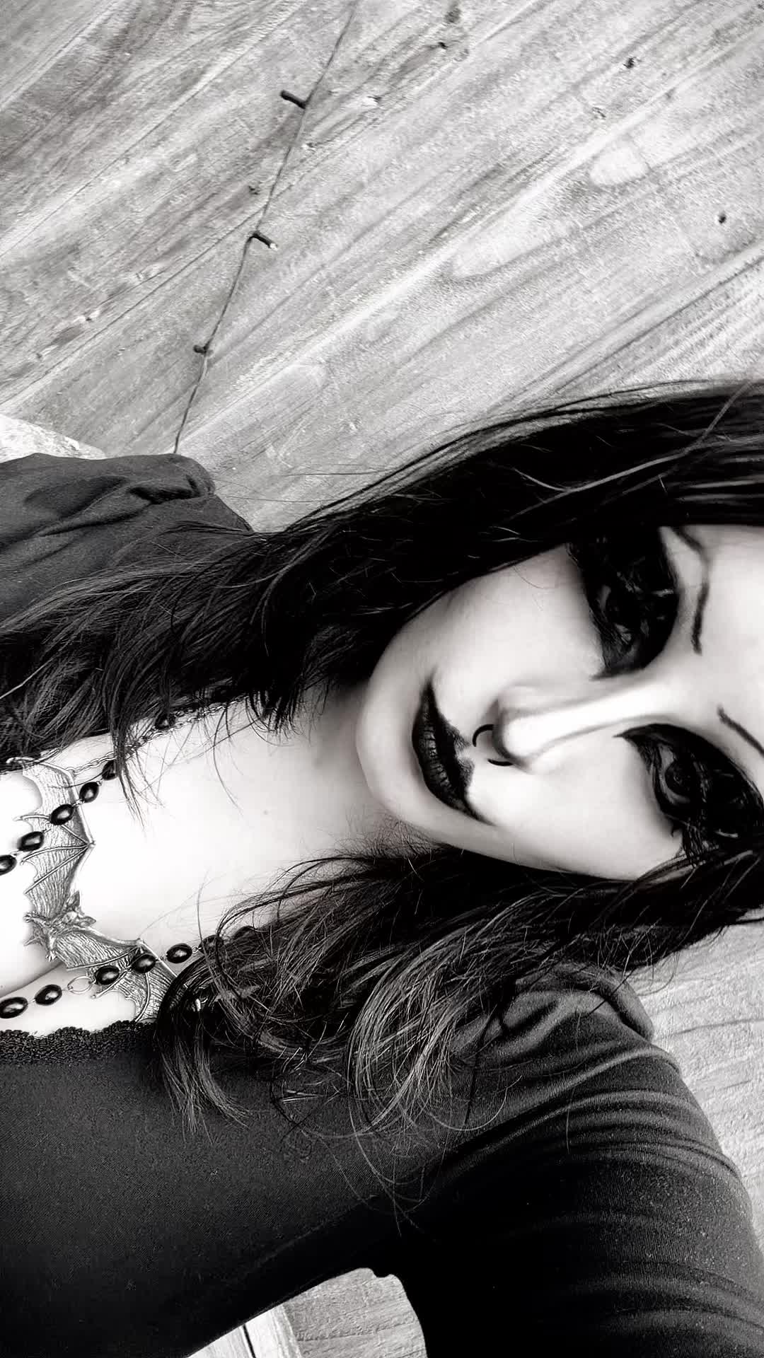 @Crowcorpses