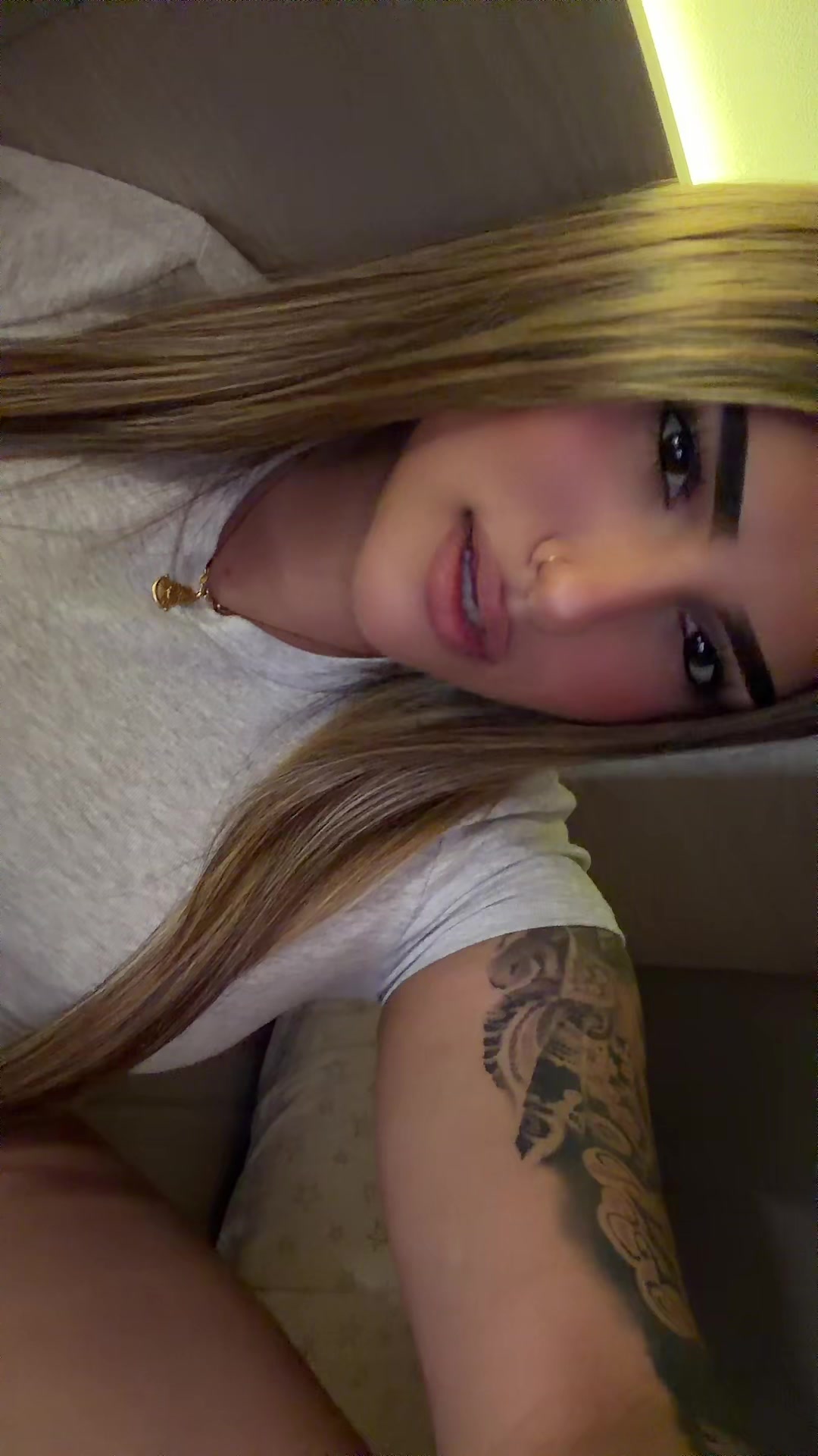 @Claudia López