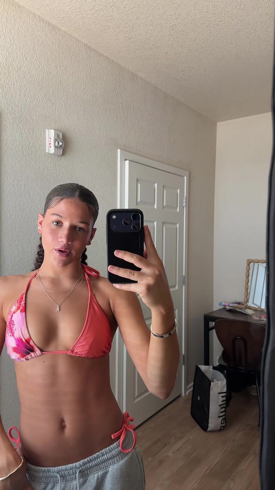 @Kyanaa