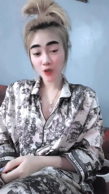 @Mamah bebyel🖤