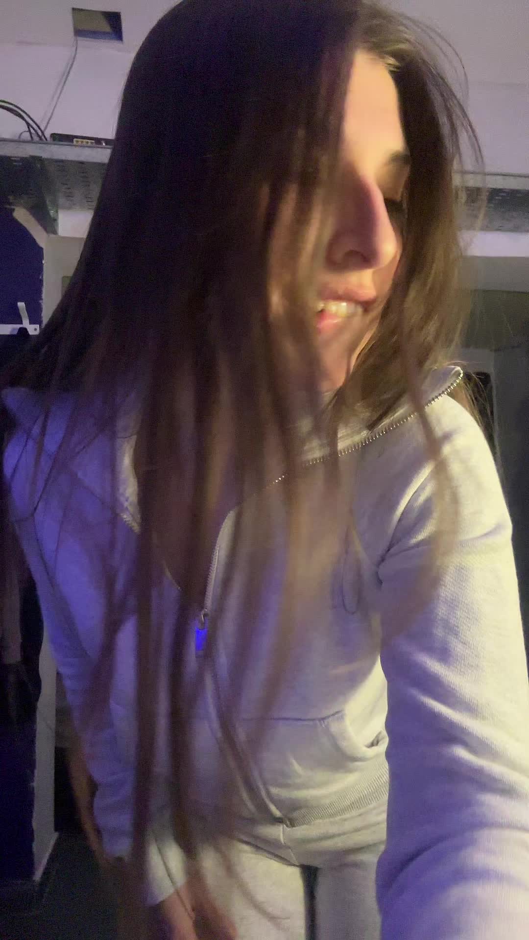 @Roshy